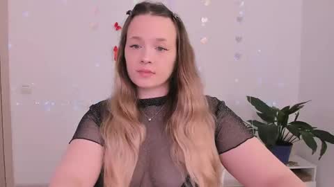 evilla_brill online show from May 8, 8:42 am