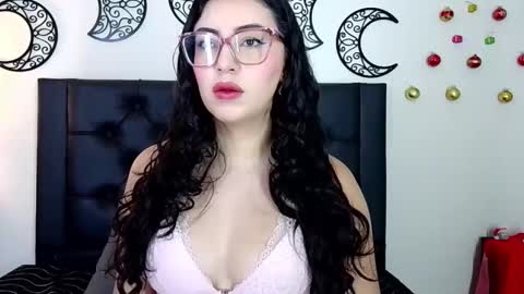 Evolet online show from December 22, 5:31 pm