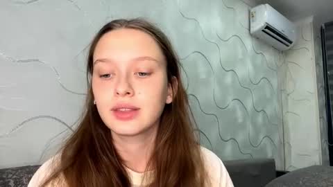 Eva online show from October 18, 4:00 pm