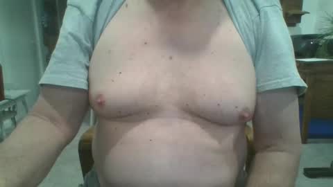 Snapshot of excitacbleguy9 chatting on December 20, 1:43 pm was excitablyguy hacked online show from December 20, 1:43 pm