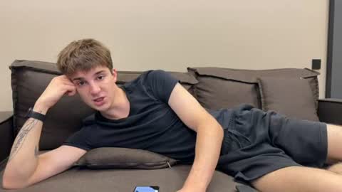 exclusiveflexboy online show from August 3, 11:33 pm
