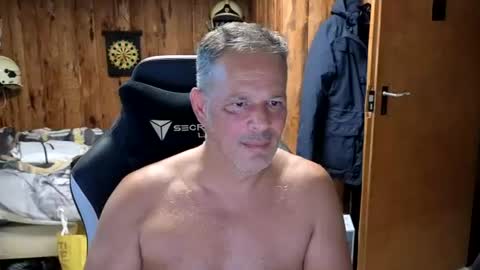 exibe1219 online show from August 2, 1:46 pm