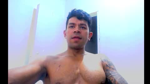 exoticboybigdick online show from January 9, 1:22 am