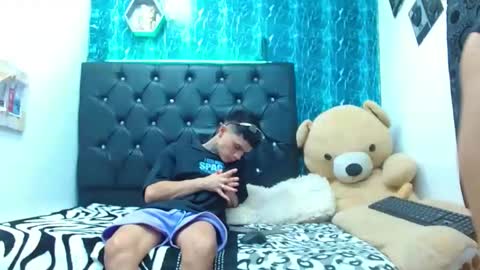 exotichot_couple online show from February 27, 4:13 am