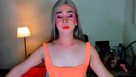 expensive_elise online show from March 18, 6:47 pm