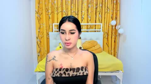 IG  jane elizabeth0801 online show from April 13, 12:15 am