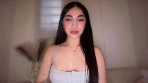 chloee online show from February 15, 7:51 am