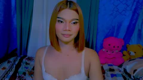 I DO EVERTHING U WANT BECAUSE IM EXTREME LIAN online show from June 16, 1:37 pm