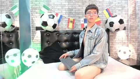Eyden online show from June 25, 8:03 pm