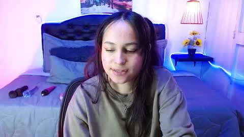 eymmy_24 online show from September 22, 5:55 am