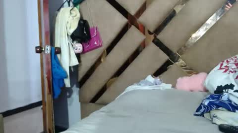 eyshaexotii online show from March 12, 2:15 am