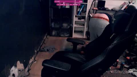 Eytab online show from October 28, 7:04 pm