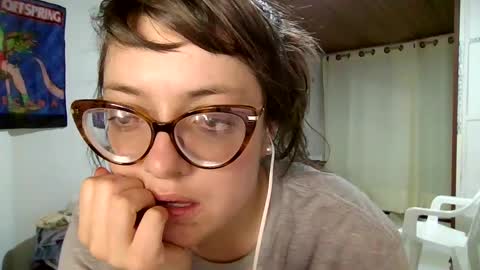 Aimee online show from February 18, 1:54 am