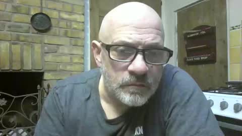 f1zzeek online show from January 12, 11:23 pm