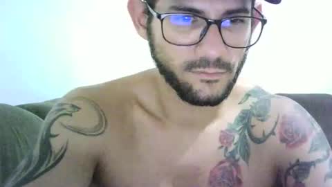 faahzz online show from January 9, 5:35 am