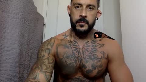 Fabianelgalan online show from December 12, 1:32 am