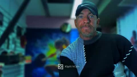 fabxxxl online show from December 5, 9:19 am