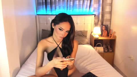 faelore online show from March 5, 7:49 pm