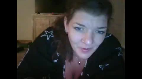 faidra mae online show from February 12, 4:01 am