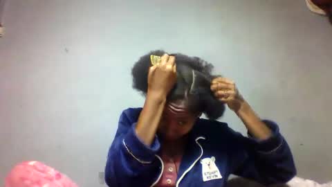 faiqua95 online show from April 21, 2:51 am