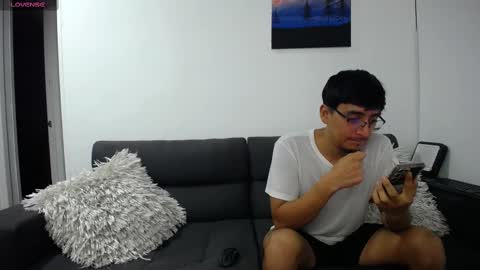 FallGays online show from March 6, 1:37 am