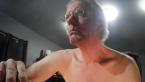 fantasyresort online show from March 12, 3:13 am