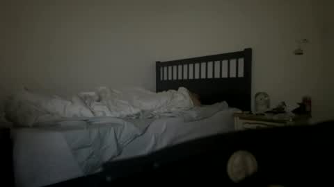 my mind is craving even when I sleep... online show from August 6, 9:29 am
