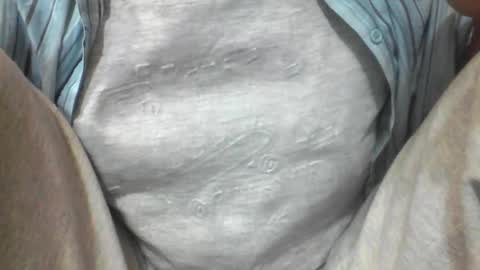 farantsaaly1 online show from September 24, 10:44 am