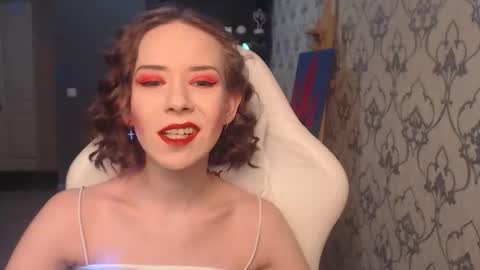 Fascinating   Eyes online show from May 6, 5:19 pm