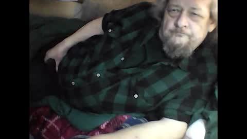 HoneyCumJuice4U online show from January 8, 11:43 pm