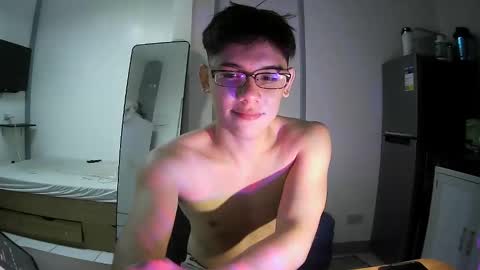 fastfucker_22 online show from February 12, 5:49 pm