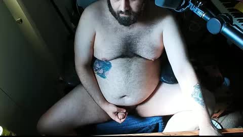 Snapshot of fatcockwizard chatting on February 10, 6:24 pm fatcockwiz online show from February 10, 6:24 pm