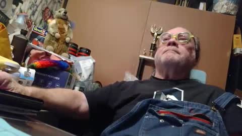 Fred. online show from February 1, 1:24 am