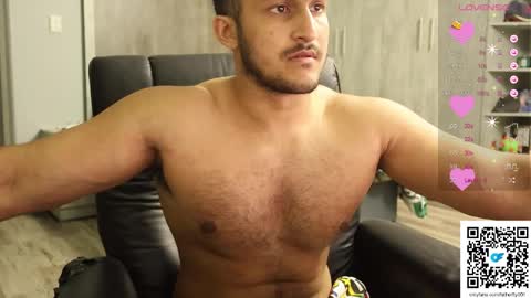 fatherfly001 online show from September 11, 9:38 pm