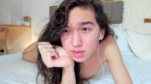 Snapshot of fatikhsweet chatting on December 8, 12:52 pm Sweet heart  but friends call me Fatman online show from December 8, 12:52 pm
