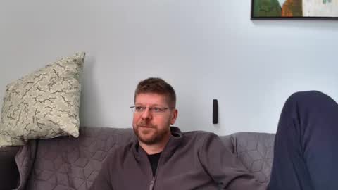 Snapshot of fattenmenow chatting on December 8, 12:30 pm fattenmenow online show from December 8, 12:30 pm