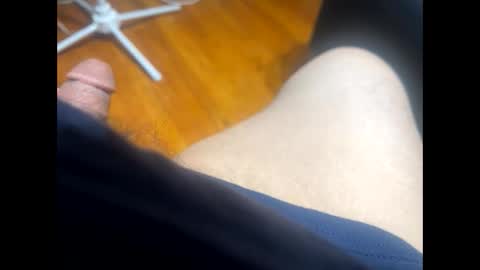 Snapshot of fatz71056 chatting on October 24, 9:21 am fatz71056 online show from October 24, 9:21 am