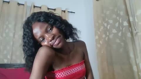 feetlovely507541 online show from May 9, 11:33 pm