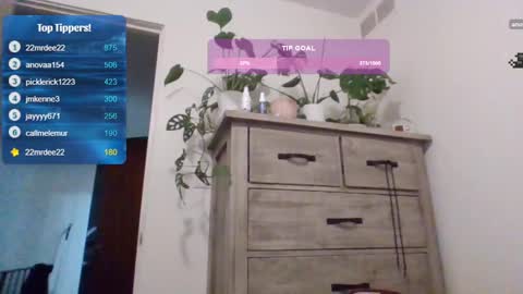 Soley online show from February 6, 7:45 am