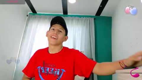 felipehotgonzalez online show from November 23, 7:12 pm