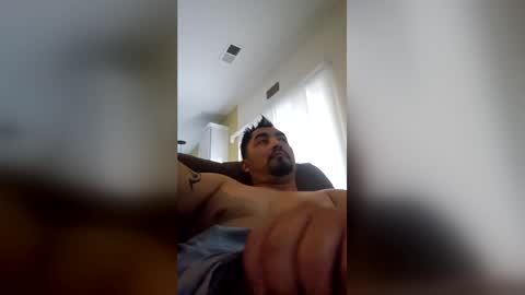 felixgriego061084 online show from May 31, 12:26 pm