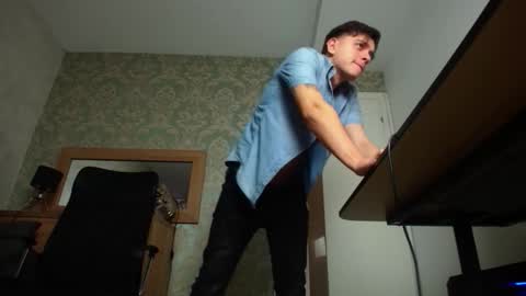 FelixStark online show from October 17, 4:49 am