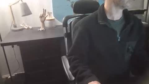 femdomsubby online show from April 12, 11:14 am