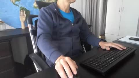 femdomsubby online show from January 2, 11:49 pm