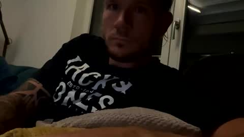 ferdl1988_1 online show from October 5, 9:00 pm