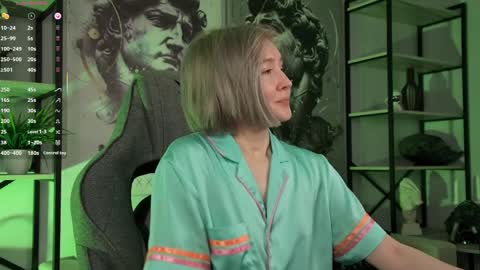 Rey online show from March 30, 4:51 pm