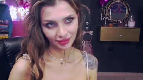 Sarah online show from March 11, 10:42 pm