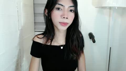 feyaaa online show from February 11, 4:44 am