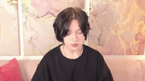 fiamoory online show from November 17, 1:19 am