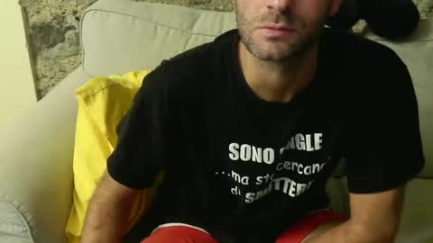 Snapshot of fidelio89 chatting on September 11, 10:44 pm Fid online show from September 11, 10:44 pm